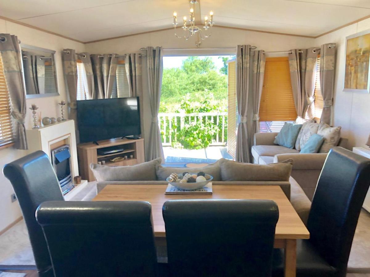 Blackpool Caravans Marton Mere ภายนอก รูปภาพ